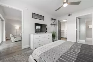 7848 Emerald Cir, Naples, FL 34109 - Photo 10