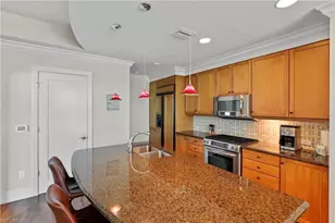 9115 Strada Pl, Naples, FL 34108 - Photo 8