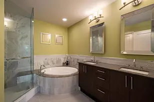 9123 Strada Pl, Naples, FL 34108 - Photo 10