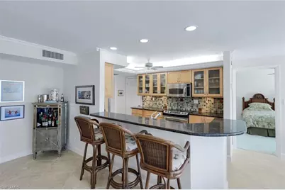 3430 Gulf Shore Blvd N #2I, Naples, FL 34103 - Photo 2