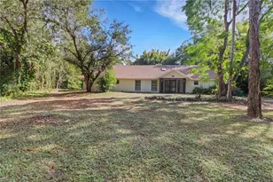 710 25th St NW, Naples, FL 34120 - Photo 2