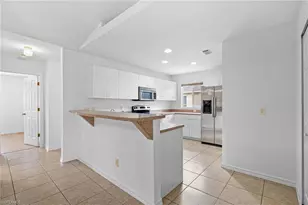 8220 Pennsylvania Blvd, Fort Myers, FL 33967 - Photo 6