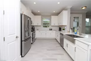 15565 Vittorio St, Other, FL 34114 - Photo 12