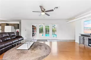 2821 24th Ave NE, Naples, FL 34120 - Photo 4