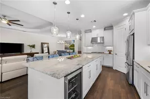 8685 Dilillo Ct, Naples, FL 34119 - Photo 12