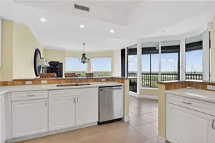 1060 Borghese Ln, Naples, FL 34114 - Photo 20