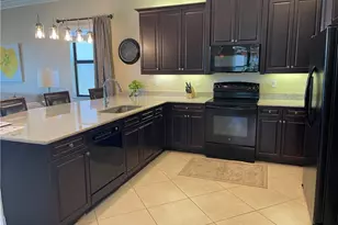 3326 Baltic Dr, Naples, FL 34119 - Photo 4