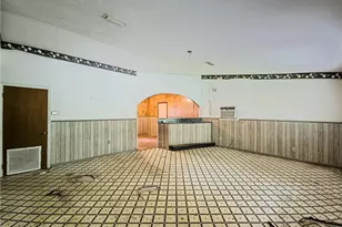 1103 SE 1st St, Chiefland, FL 32626 - Photo 4