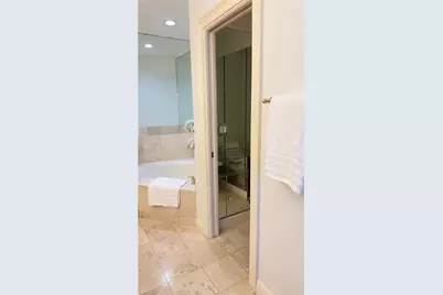 391 4th St S #401, Naples, FL 34102 - Photo 20