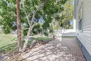 518 Leawood Cir, Naples, FL 34104 - Photo 26