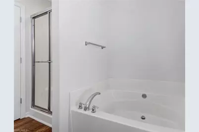 518 Leawood Cir, Naples, FL 34104 - Photo 18