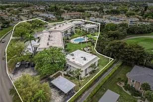 215 Cypress Way E, Naples, FL 34110 - Photo 26