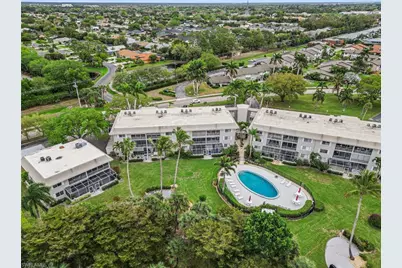 215 Cypress Way E #E2, Naples, FL 34110 - Photo 4