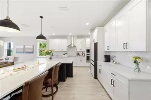 2094 Grove Dr, Naples, FL 34120 - Photo 8