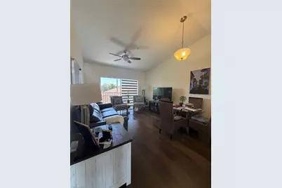 8214 Key Royal Cir Key Royal #131, Naples, FL 34119 - Photo 12