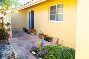 136 Harrison Rd, Naples, FL 34112 - Photo 22