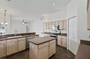 1728 NW 7th Ave, Cape Coral, FL 33993 - Photo 10