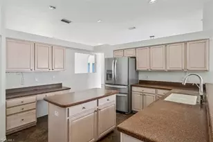 1728 NW 7th Ave, Cape Coral, FL 33993 - Photo 8