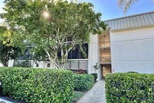 788 Park Shore Dr, Naples, FL 34103 - Photo 2