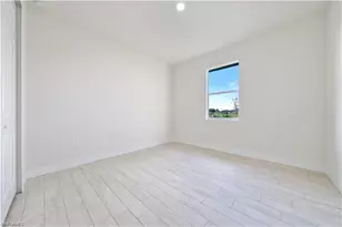 3008 23rd St SW, Lehigh Acres, FL 33976 - Photo 8