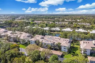 760 Waterford Dr, Naples, FL 34113 - Photo 2