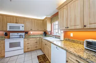 760 Waterford Dr, Naples, FL 34113 - Photo 14