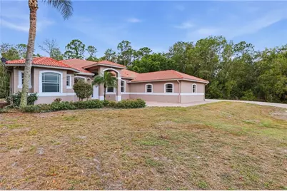 2480 52nd Ave NE, Naples, FL 34120 - Photo 2