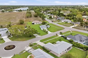 750 Cherry Blossom Ct, Naples, FL 34120 - Photo 8