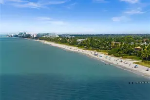 1021 3rd St S, Naples, FL 34102 - Photo 22