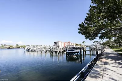 Bs# 26 4090 Gulf Shore Blvd N, Naples, FL 34103 - Photo 2