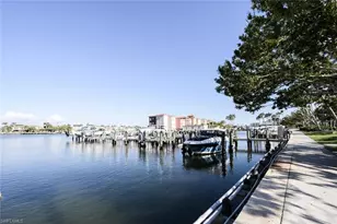 Bs# 26 4090 Gulf Shore Blvd N, Naples, FL 34103 - Photo 2