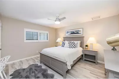 752 Eagle Creek Dr #302, Naples, FL 34113 - Photo 20