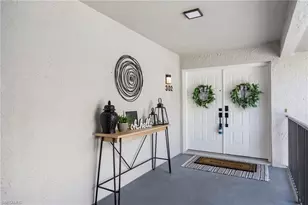 752 Eagle Creek Dr, Naples, FL 34113 - Photo 6