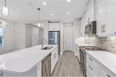 4652 Centaurus Cir, Naples, FL 34120 - Photo 6