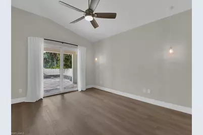 6070 Lancewood Way, Naples, FL 34116 - Photo 16