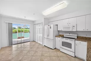 26650 Bonita Fairways Blvd, Bonita Springs, FL 34135 - Photo 10