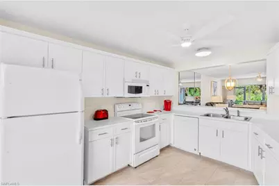 228 Belina Dr #5-605, Naples, FL 34104 - Photo 10