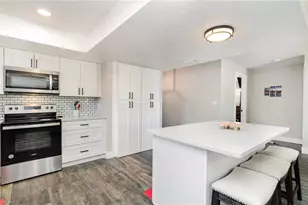 517 98th Ave N, Naples, FL 34108 - Photo 12