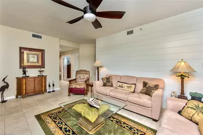 2190 Arielle Dr #902, Naples, FL 34109 - Photo 4