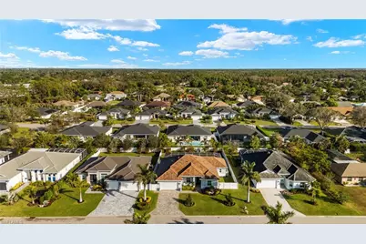 17 Willoughby Dr, Naples, FL 34110 - Photo 30