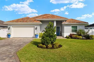 17 Willoughby Dr, Naples, FL 34110 - Photo 2