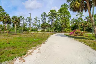 2310 2nd Ave SE, Naples, FL 34117 - Photo 44