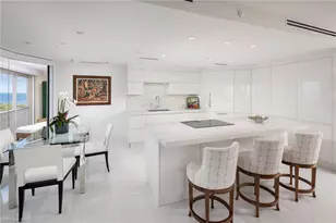 8111 Bay Colony Dr, Naples, FL 34108 - Photo 8