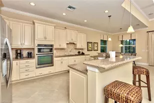 7755 Martino Cir, Naples, FL 34112 - Photo 10