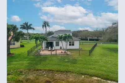9730 Springlake Cir, Estero, FL 33928 - Photo 36