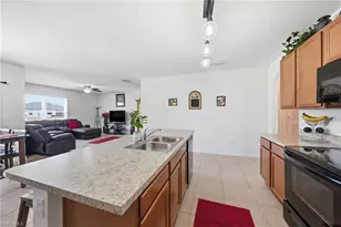 2006 SW 15th Ave, Cape Coral, FL 33991 - Photo 6