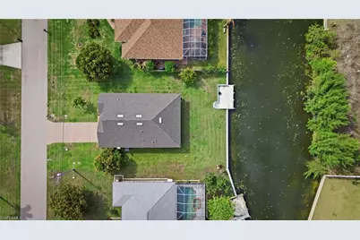 2006 SW 15th Ave, Cape Coral, FL 33991 - Photo 4