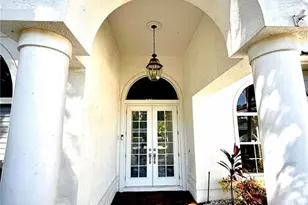 11723 Longshore Way E, Naples, FL 34119 - Photo 2