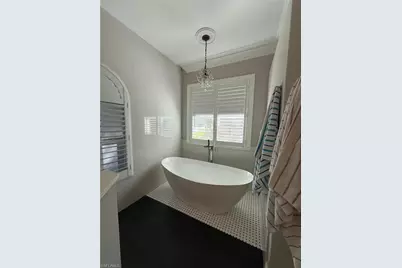 11723 Longshore Way E, Naples, FL 34119 - Photo 34