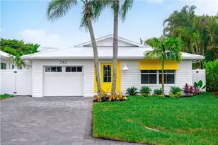 542 104th Ave N, Naples, FL 34108 - Photo 2